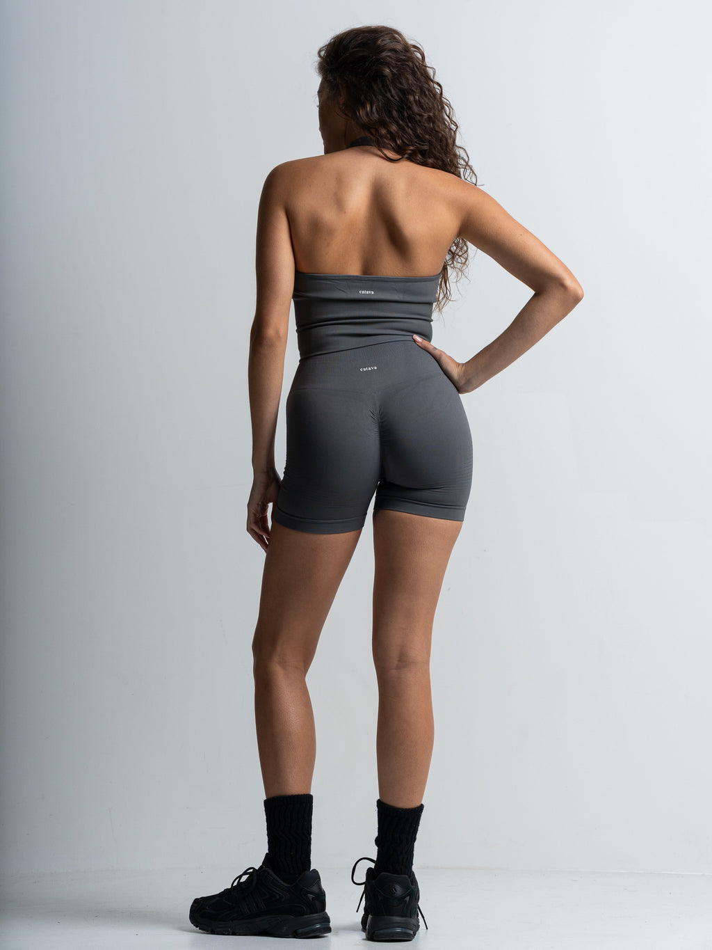 V-Claw Scrunch Shorts