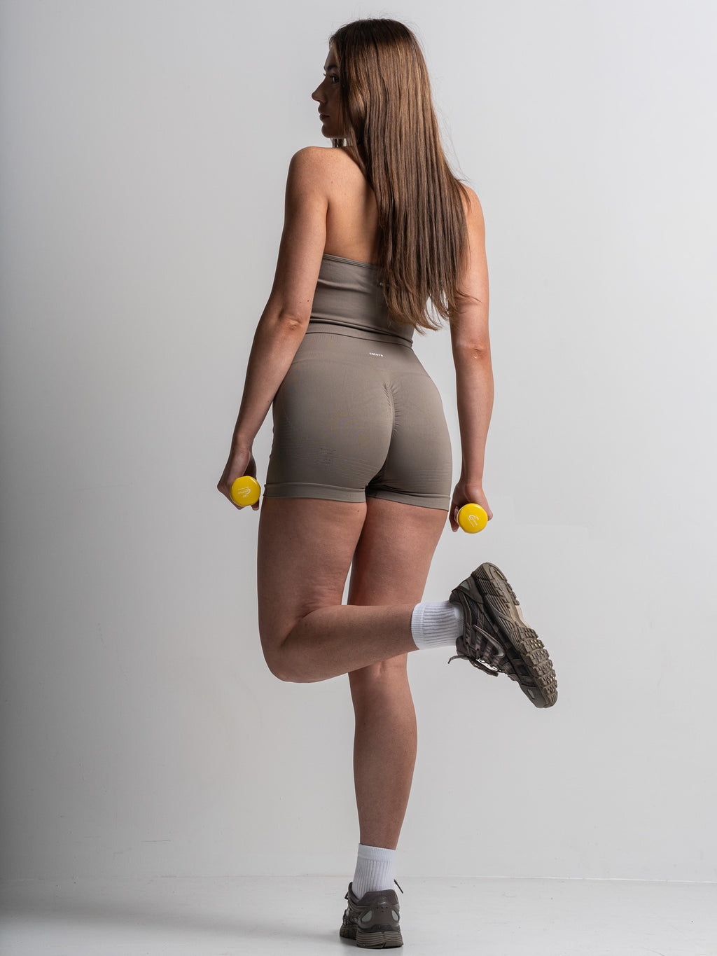 V-Claw Scrunch Shorts